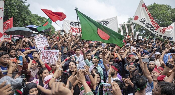 बांग्लादेश:-आंदोलन करने वाले छात्रों को मिला मंत्रिमंडल, सरकार के द्वारा मिला पोर्टफोलियो