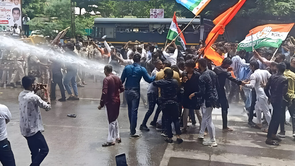 इंदौर प्रदर्शन
