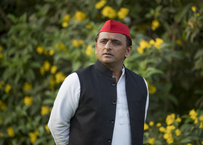 UPPSC छात्र आंदोलन पर अखिलेश यादव ने सरकार को घेरा, बोले- 