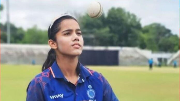 महिला अंडर-19 टी20 विश्व कप: वैष्णवी शर्मा बनीं पहली भारतीय गेंदबाज, मलेशिया पर भारत की शानदार जीत