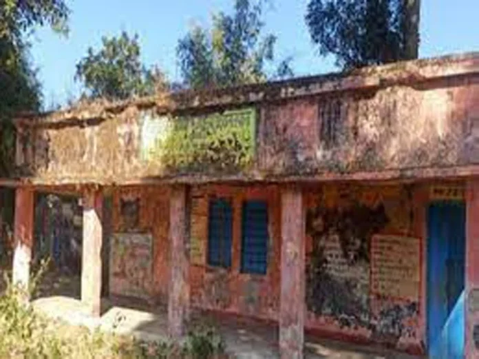 बिना मूल्यांकन ठेकेदार को दे दी जाती है राशि,शिक्षा विभाग में मरम्मत के नाम पर करोड़ों का गोलमाल