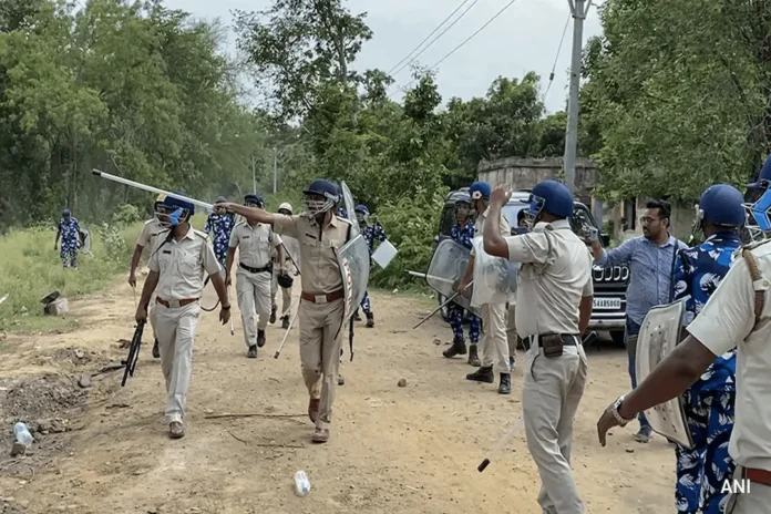 सुप्रीम कोर्ट ने आरोपियों की जमानत रद्द की, कहा – “यह लोकतंत्र की जड़ों पर हमला” (PHOTO – ANI)