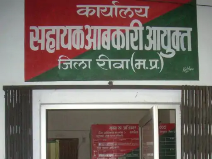 रीवा शिक्षा विभाग में फर्जी दस्तावेज़ों के सहारे मिली अनुकंपा नियुक्ति, असली मृतका की नौकरी, नकली बेटा और असली पोस्टिंग!