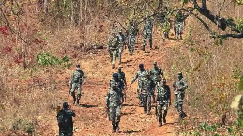 मुठभेड़ में 22 नक्सली ढेर