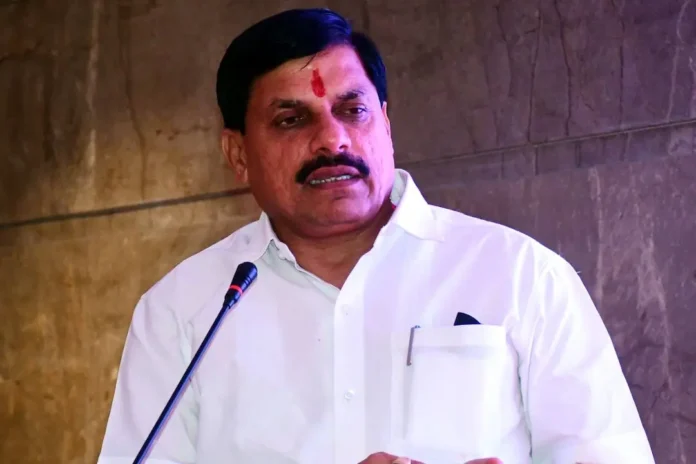 कटनी-दतिया के एसपी, चंबल रेंज के आईजी और डीआईजी हटाए गए, सीएम ने सोशल मीडिया पर दी जानकारी