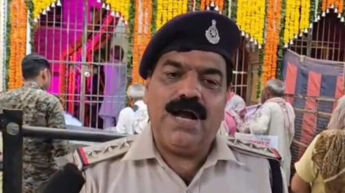 37 साल की सेवा के बाद वर्दी उतारने को मजबूर तेज़तर्रार इंस्पेक्टर, SP पर लगाए गंभीर आरोप