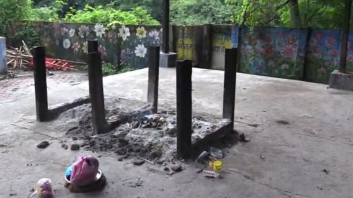 इंदौर मुक्तिधाम में तांत्रिक क्रियाओं का आरोप, CCTV बंद होने से नहीं हो पाई रिकॉर्डिंग